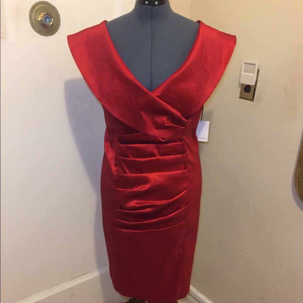 Calvin Klein red portrait collar dress